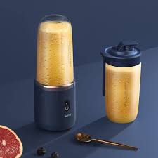 Mini Portable Juicer Blender – USB Rechargeable Fruit Mixer Cup